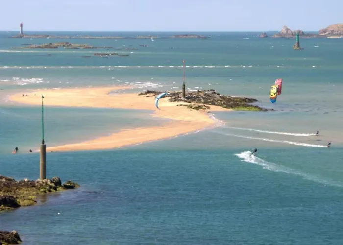 Dinard, Tres Bel Appartement***** Avec Vue Sur Mer