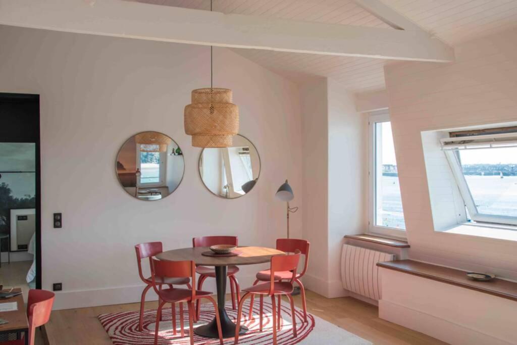Apartment Dinard, Tres Bel Appartement***** Avec Vue Sur Dinard
